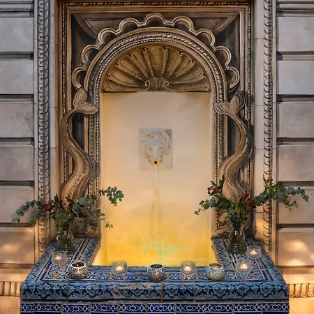 Daire Gandesa, Palace House *